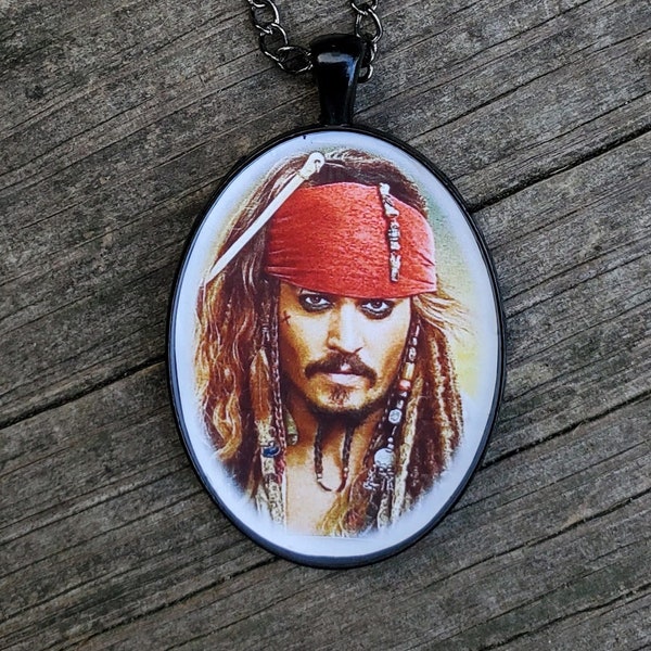 Johnny Depp / Captain Jack Sparrow / with 24 inch chain / Pirates of the Caribbean / Johnny Depp Portrait / Johnny Depp Pendant / Savvy