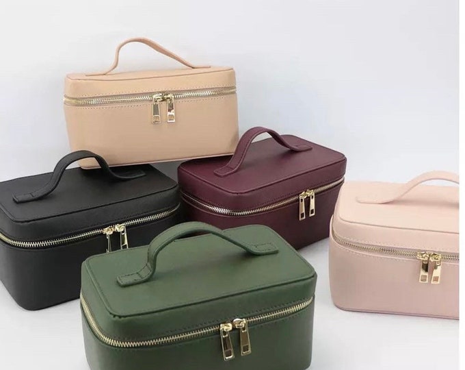 Gem Toiletry Case main image 1