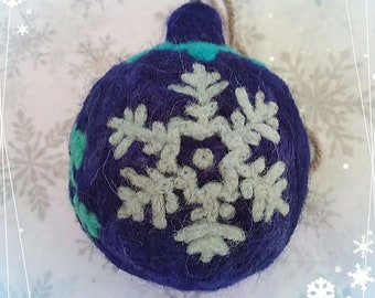 Bola de fieltro "Copo de nieve"