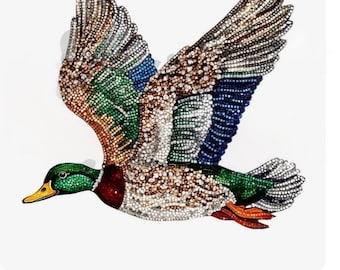 Anatra selvatica in volo con strass finti, design digitale, PNG e sublimazione, DTF, design per maglietta da caccia, stile country