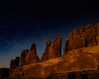 arches at night -Fine art landscape photography print - Astrophotography of Arches National Park, Moab, Utah on a starry night