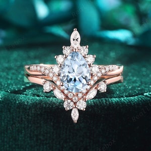 2PCS Pear Shape Aquamarine Bridal Set, Vintage Blue Aquamarine Cluster Engagement Ring Set, Unique Halo 14K Rose Gold Promise Ring for Women