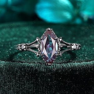 Gothic Marquise Cut Alexandrite Engagement Ring, Unique Black Gold Alexandrite Promise Ring, Dark Witchy Wedding Ring Jewelry Gift for her