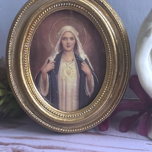 Immaculate Heart of Mary By Chambers Catholic Print with Gold Leaf Oval Frame 3-1/2&quot; x 4-1/2&quot; Mother Mary