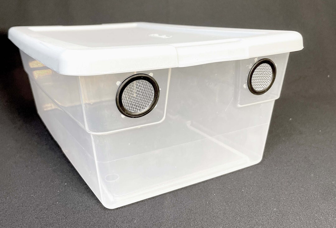 Vented Enclosure 6 Quart Container Terrarium Vivarium for Reptiles