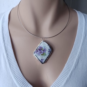 Porcelain pendant garden violets/Handmade jewelry/Broken porcelain/Vintage pendant/Broken China Necklace/Shabby Chic jewellery