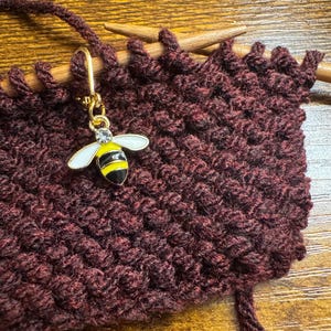 Little Bee Stitch Markers