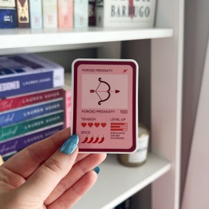 強制近接トロープ トレーディング カード ステッカー | 本好きステッカー | 読者へのギフト | Kindle アクセサリ | 本好き | Spicy Reads