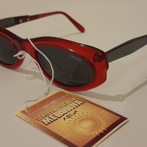 True Vintage 1990&#39;s Vogart By Dierre Sunglasses Mod S3137 Size 50/20 140 Italian Designer Red Black Framing De Rigo Group