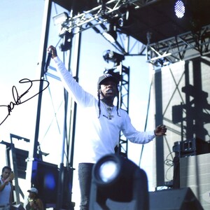 Jacquees Signed Autographed 8x10 Photo PSA/DNA Authenticated