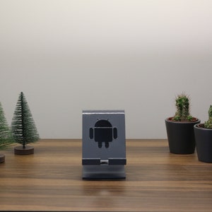 Android Phone Stand, 3D Printed Phone Docking Station for Gift - Smartphone Holder - Fantasy Phone Holder