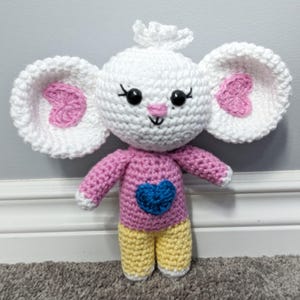 Crochet Pattern, Potato The Mouse (Chip and Potato), Amigurumi Pattern as PDF in English.  From popular kids shop Chip and Potato