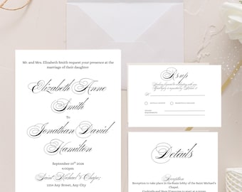 Könnte beinhalten: Elegante Hochzeitseinladungssuite mit weißem Umschlag und Karten mit kunstvoller Kalligraphie. Die Einladung enthält Namen, Datum, Uhrzeit und Ort. RSVP- und Detailkarten sind ebenfalls enthalten, alles auf weichem, neutralem Hintergrund.