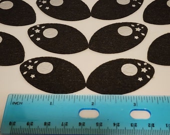 5 pack of 1.75 inch felt alien eyes with heat n bond backing