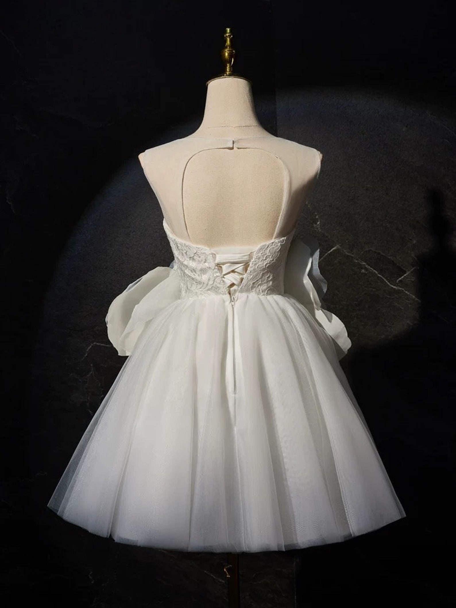 Trendy Short Wedding Dress Costumes for Every Bride