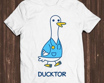 Ducktor Duck Doctor Meme Gift Shirt Funny Tee Vintage Style Aesthetic Unisex Gamer Cult Movie Music T Shirt C7230