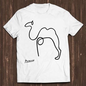 ピカソ ラクダ 一線画 アート 面白いミーム カルト映画 クールなギフト Tシャツ C760