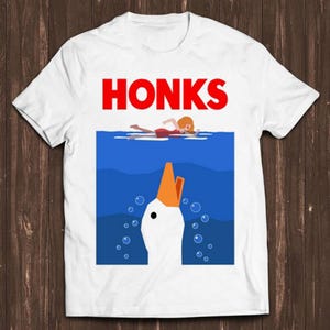 Honk Honks Goose Inspired Parody Duck DnD Funny Slogan Joke Meme Gift Tee Style Unisex Gamer Cult T Shirt C978