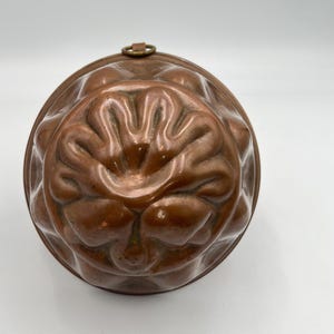 Antique French Copper Jelly Mold: Oak Leaf Design, Wall Mount