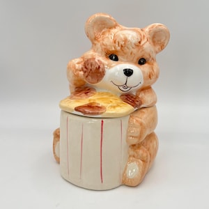 Vintage Hand-Painted Ceramic Teddy Bear Cookie Jar - 1960s Retro Kitchen Decor