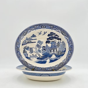 Vintage Wedgwood Blue Willow England Transfer Ware Oval Vegetable Serving Bowl, Vintage England Blue Willow Wedgwood Oval Serving Bowls