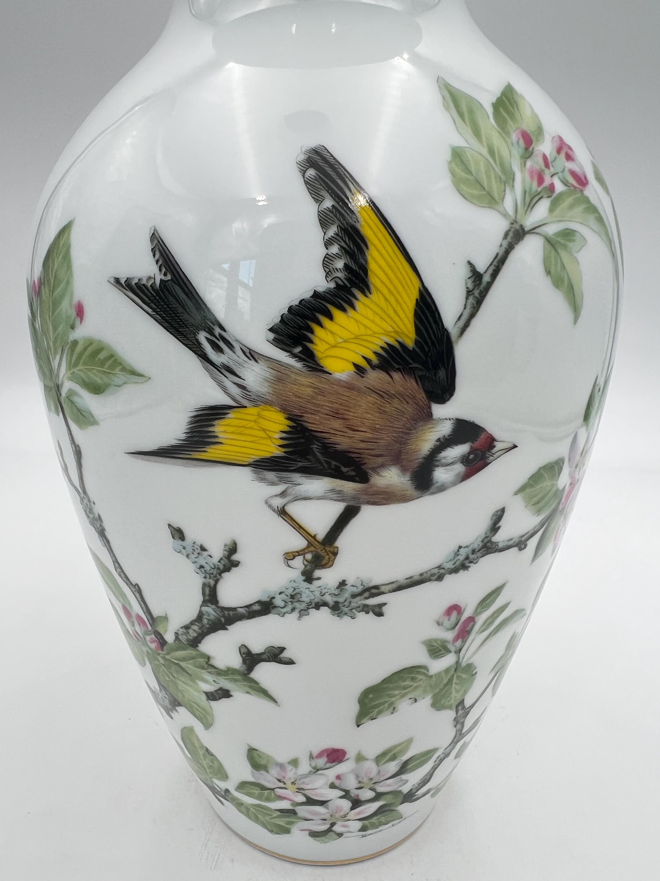 Basil Ede Woodland Bird Vase: Franklin Porcelain, 22k Gold