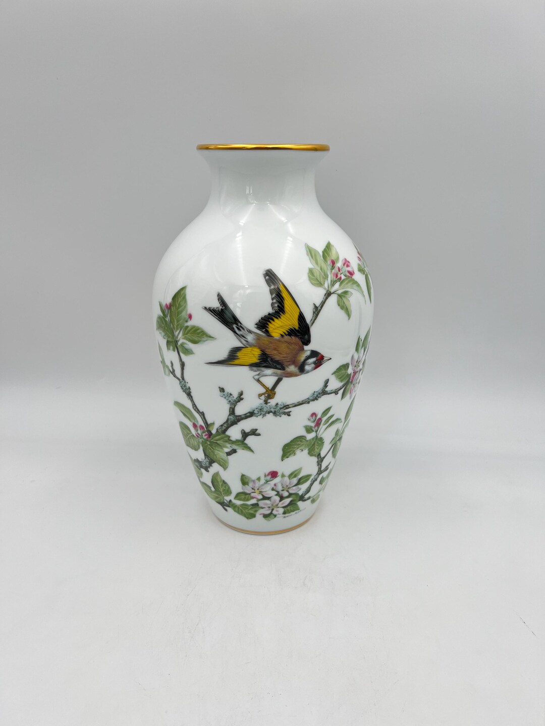 Basil Ede Woodland Bird Vase: Franklin Porcelain, 22k Gold