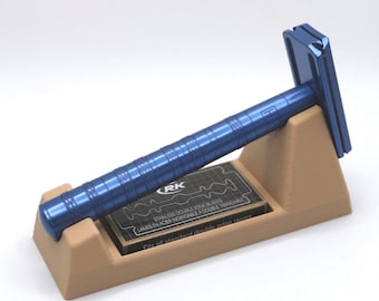 Henson Razor Stand with Blade Insert
