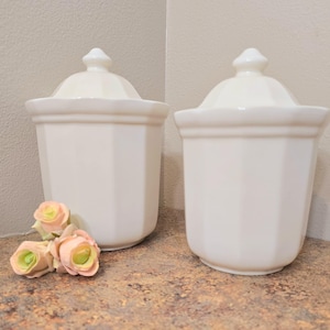 Vintage Pfaltzgraff Heritage Stoneware  White Canisters  Set of Two
