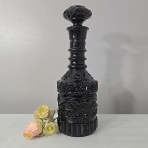 Vintage 1960&#39;s Black Kentucky DRB 230 Collectible Jim Beam Liquor Glass Decanter
