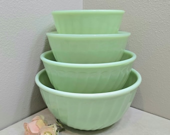 Vintage 1950's Fire King Jadeite Green Swirl Nesting Bowls Set of 4