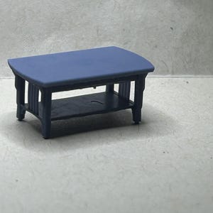 3D resin printed HO scale 1:87 mission style bi-level coffee table, gray resin. Can be made in S scale too; email me for price quote