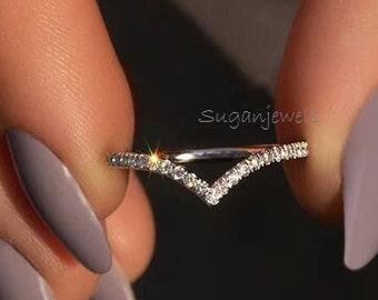 V Shaped Band, 1.5mm Moissanite Wedding Band For Women, V Shape Ring, Chevron Band, Curved Wedding Band, Solid 14K Gold Ring, V Wedding Band