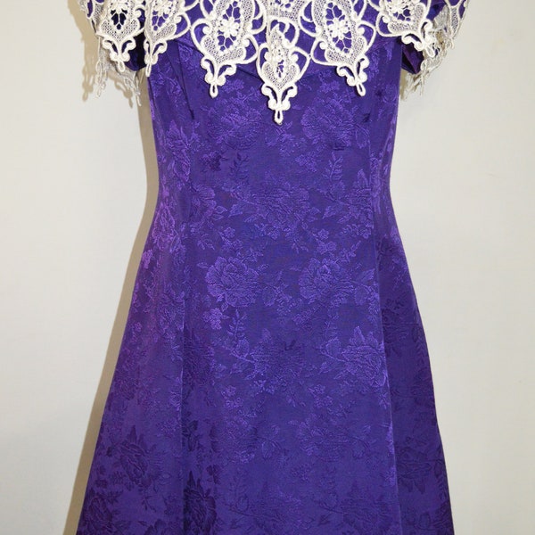 VTG Roberta Royal Purple Off the shoulder fit and flare dress sz 15/16