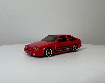 CUSTOM SUPER DETAILED '22 Hot Wheels Toyota AE86 Sprinter Trueno in Display Case