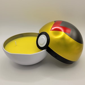 Pokeball Kerze - handgefertigt aus veganem Wachs - Lemon Shortbread Duft - Level Ball