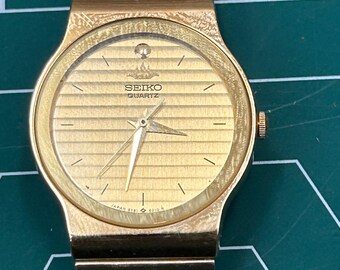 Vintage Seiko Quartz Men display picture 1