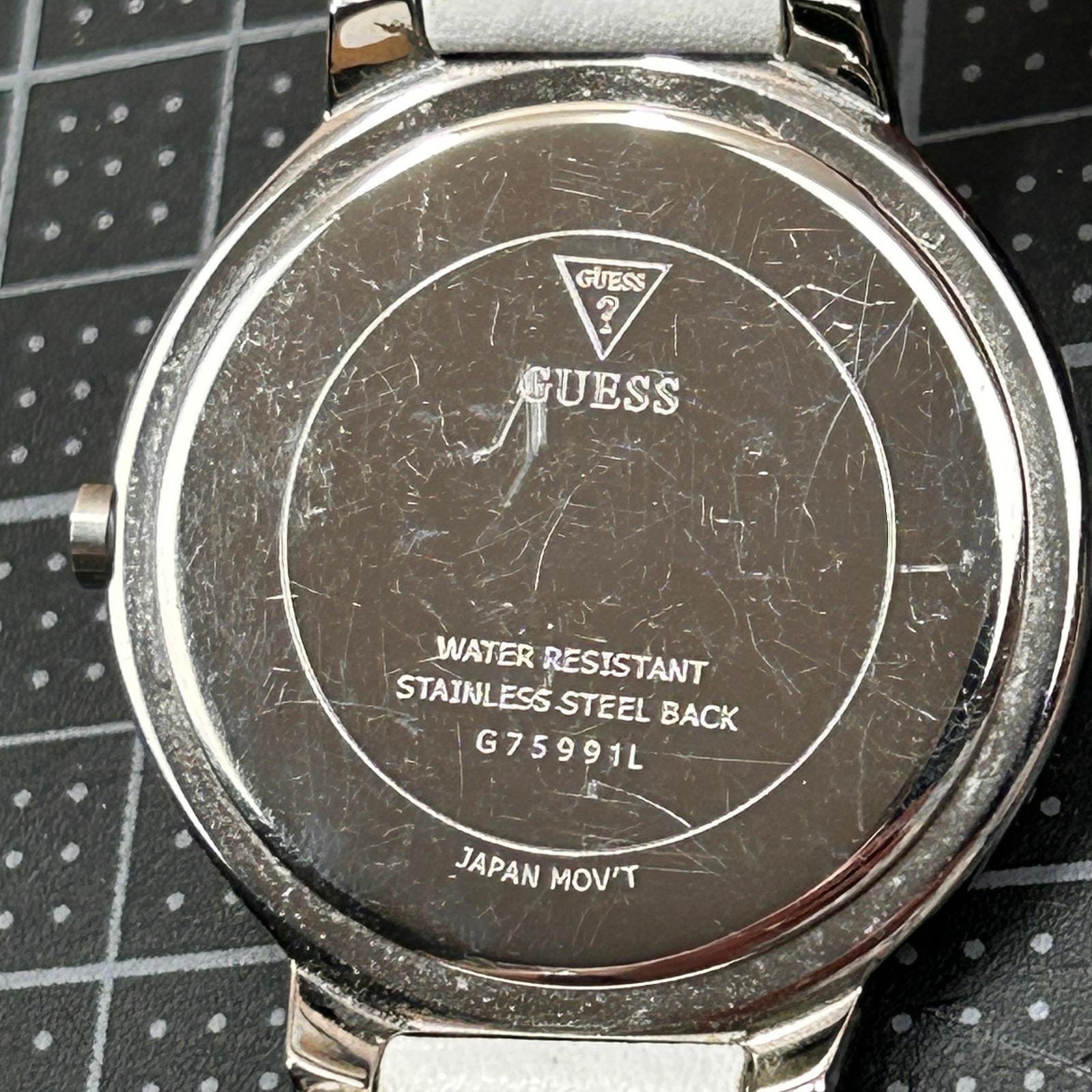 GUESS Paisley Dial Crystal Bezel Watch One Size White Leather Strap Boho Y2K Guess Womens Paisley Floral Dial Crystal Bezel White Leather  main image 4