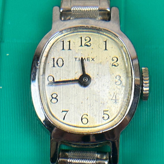 Vintage Timex Ladies Oval Watch Silver Tone Stainless Steel 