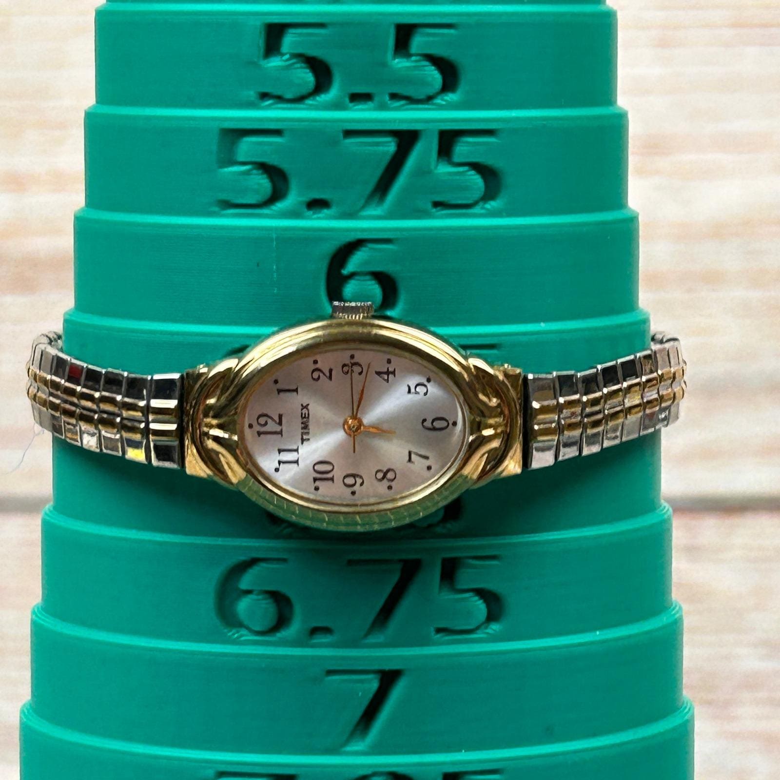Timex Womens Gold Tone Oval Face Easy Reader Watch Tested - Etsy display picture 1