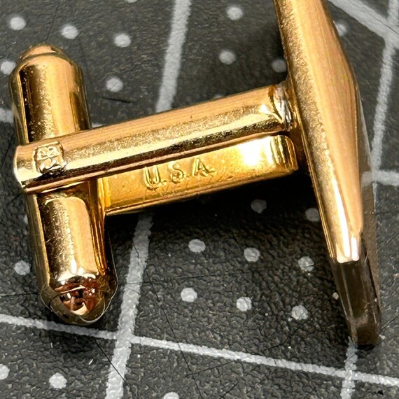 Vintage Hickok USA Mens Gold Tone Brushed Geometric Cufflinks and Tie Tac Set View 6