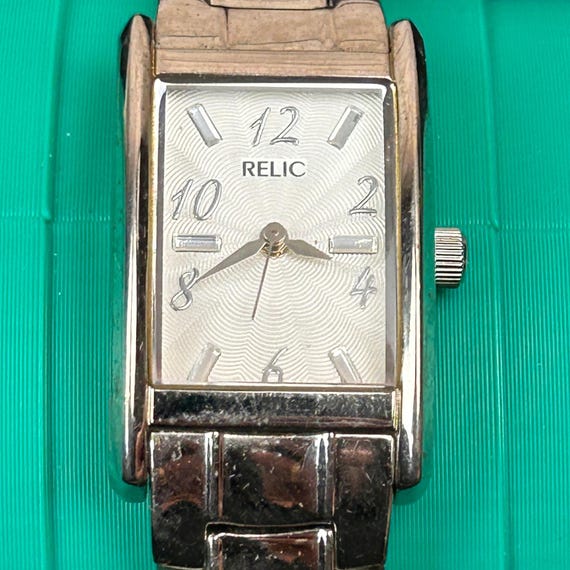 Relic Womens Silver Rectangular Watch ZR33813 Sta… - image 1