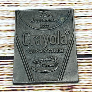 Crayola 75th Anniversary 1977 Binney & Smith Metal Desk Paperweight RARE