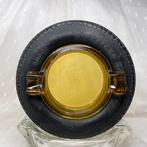 Amberkleurige Firestone-bandasbak uit de jaren 1930