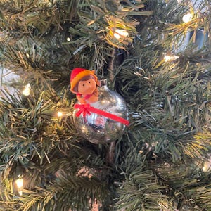 Peeking Elf - Vintage Hallmark Andenken Ornament - 1982
