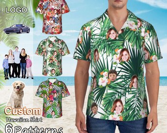 Puede incluir: Camisa hawaiana personalizada con un estampado de hojas tropicales y varias caras impresas en ella. La camisa es blanca con hojas y flores verdes. El texto "Custom Hawaiian Shirt 6 Patterns" está en la parte inferior de la imagen.