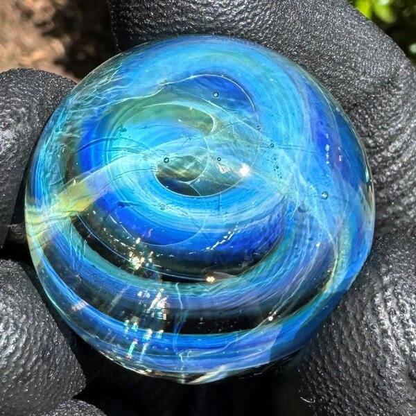 Canica de vidrio Galaxy con humo plateado: arte artesanal de Brea, California