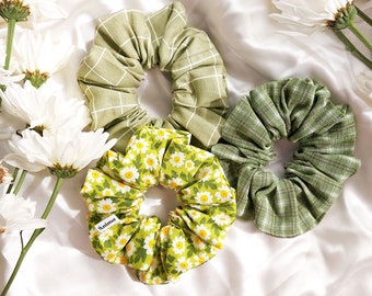 1 Scrunchie Scrunchy- Sage Plaid Green Daisy small cotton scrunchies | hair ties accessories | small gifts for her Birthday | cute kawaii