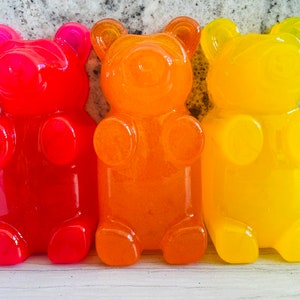 SET OF TWO extra Large Resin Gummy Bears |Epoxy Resin Gummy Bear Twins |Gummy Bear Bookends |Big Resin Gummy Bear |Pop Art Gummy Bear Statue