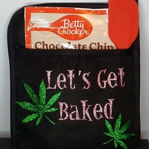 The Food Has Weed In It Oven Mitt + Apron – Nerdy Shirts